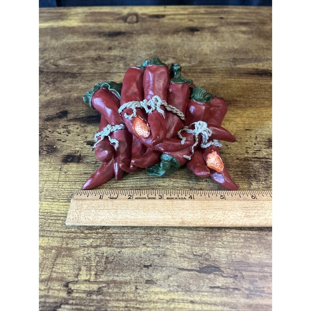 Realistic Resin Vegetable Bundles Bell Chili Peppers Scallions Kitchen Decor Art - Picture 15 of 16